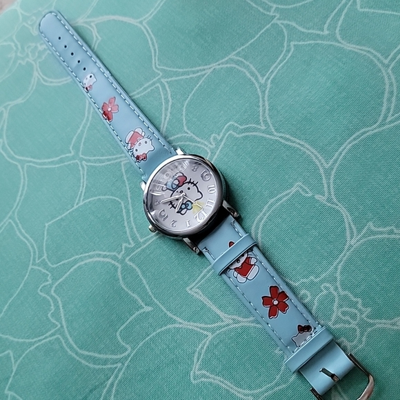 Hello Kitty Watch - Picture 5 of 6